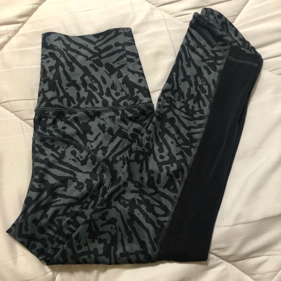 Lululemon Workout Pants - Picture 1 of 8